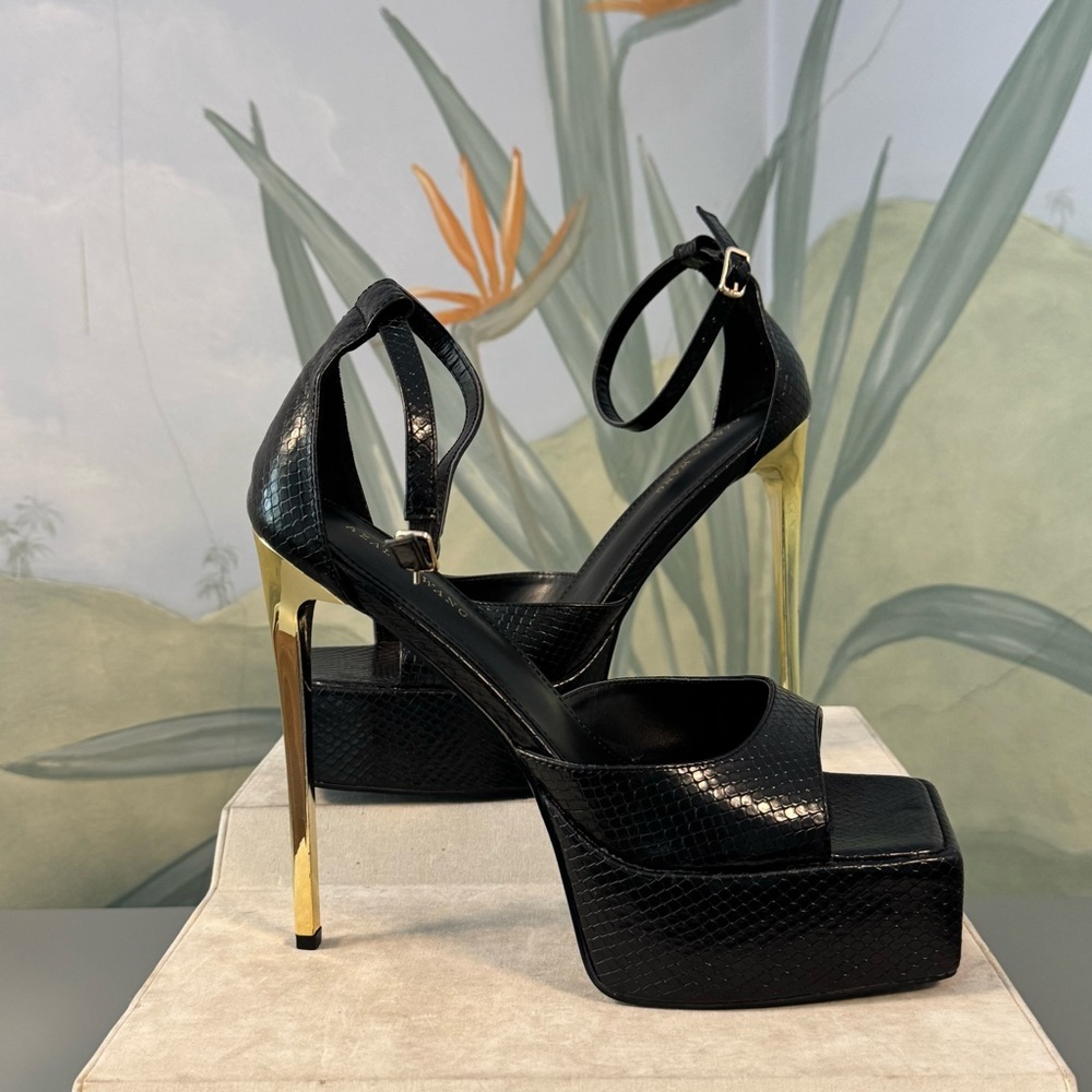 Azelea Wang Black Platform Ankle-Strap Heels with Gold Stiletto size 10